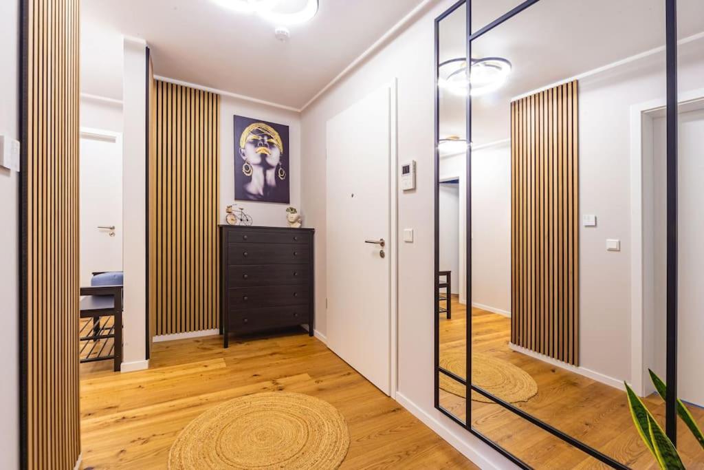 A&V Apartments Wunderschoene Penthouse Wohnung Moers Exteriér fotografie